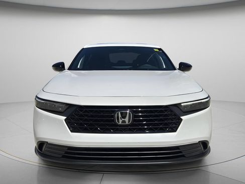 Certified 2025 Honda Accord Sport image 5