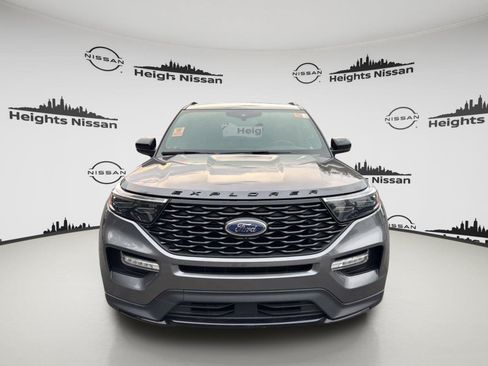 Used 2023 Ford Explorer ST-Line w/ Class IV Trailer Tow Package AWD/4WD image 12