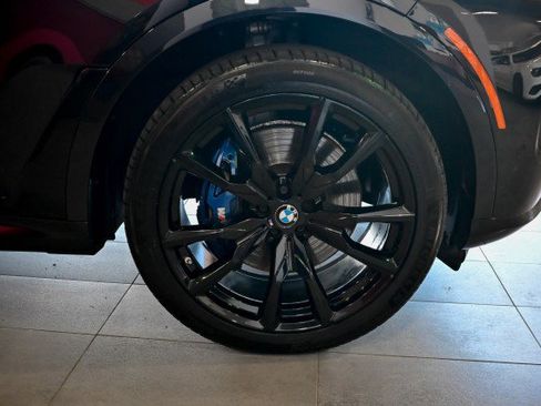 Used 2023 BMW X7 xDrive40i w/ Executive Package image 52
