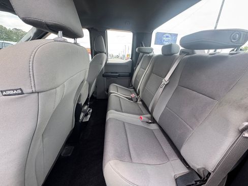 Used 2016 Ford F150 XL w/ Equipment Group 101A Mid RWD image 10