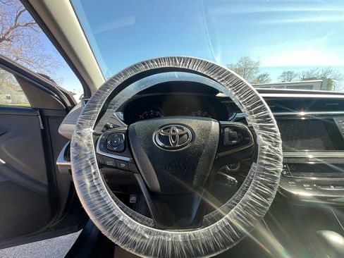 Used 2013 Toyota Avalon Limited image 11