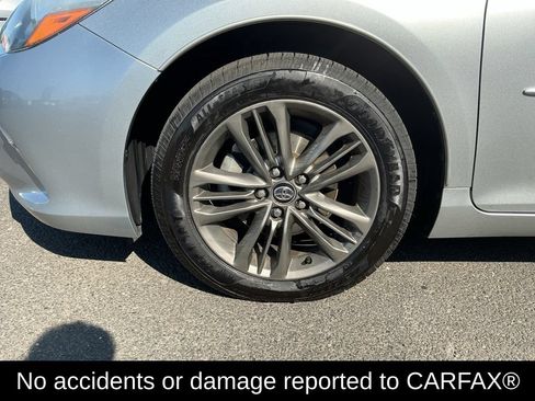Used 2017 Toyota Camry SE FWD image 2