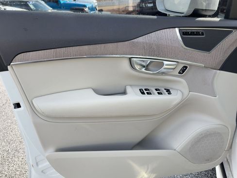 Used 2023 Volvo XC90 B6 Plus w/ Protection Package Premier image 22