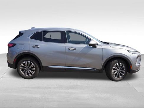 Used 2024 Buick Envision Preferred AWD/4WD image 3