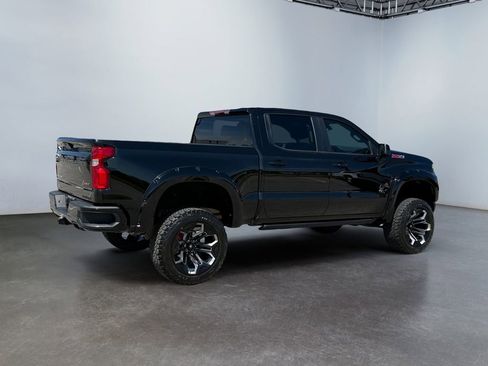Used 2022 Chevrolet Silverado 1500 RST w/ Safety Package AWD/4WD image 3