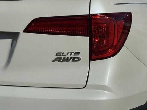 Used 2018 Honda Pilot Elite image 6