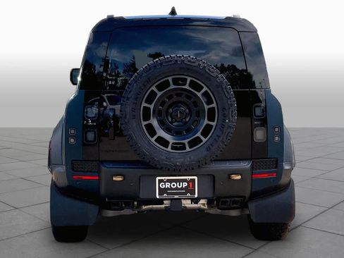 New 2026 Land Rover Defender 110 OCTA AWD/4WD image 4
