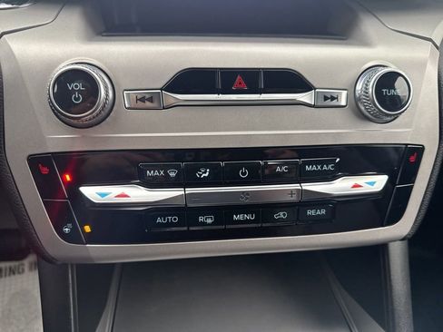 Certified 2023 Ford Explorer XLT w/ Equipment Group 202A image 36