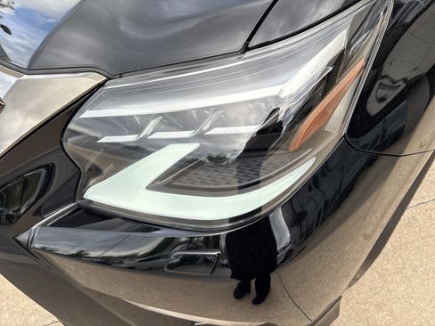 Used 2023 Lexus GX 460 w/ Black Line Special Edition image 6