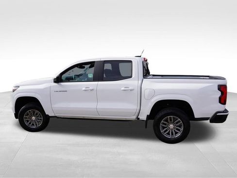 Used 2024 Chevrolet Colorado LT w/ LT Convenience Package II RWD image 9