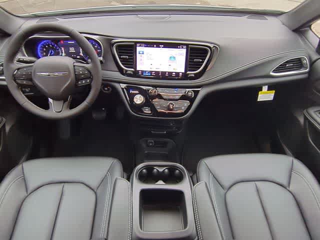New 2026 Chrysler Pacifica Select FWD image 16