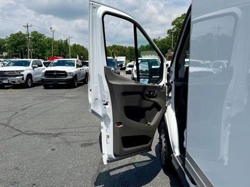 Used 2020 Ford Transit 350 RWD image 12