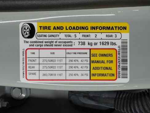 Used 2023 Ford F150 Lightning Platinum image 32