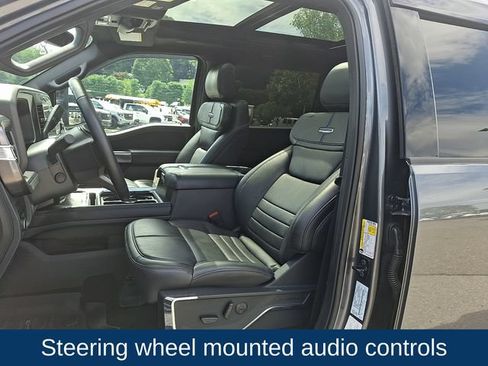Used 2026 Ford F450 Platinum w/ FX4 Off-Road Package AWD/4WD image 2