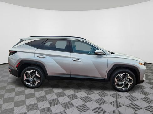 Certified 2023 Hyundai Tucson Limited AWD/4WD image 6