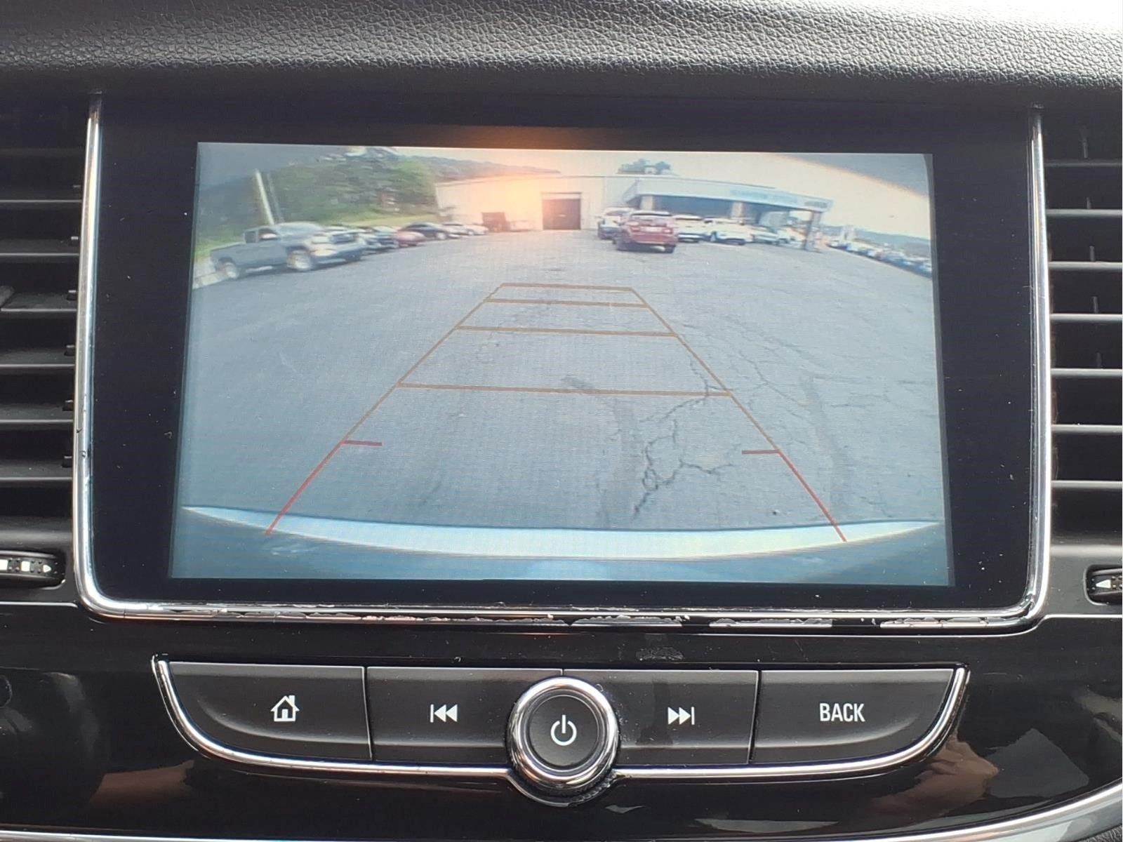 Used 2020 Buick Encore Preferred AWD/4WD image 13