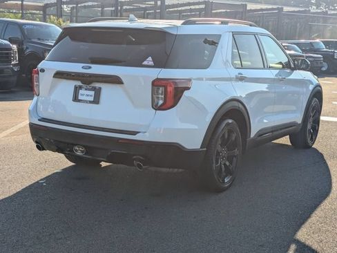 Certified 2023 Ford Explorer ST-Line w/ Class IV Trailer Tow Package RWD image 3