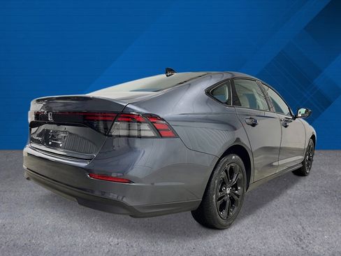 New 2025 Honda Accord SE image 4