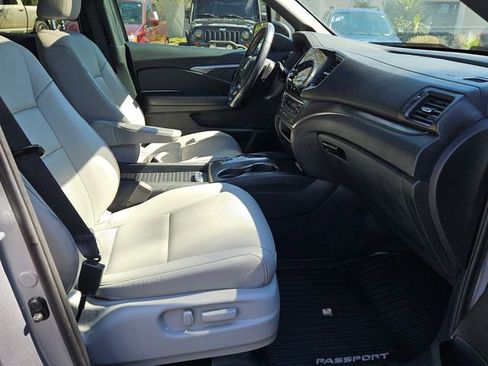 Used 2023 Honda Passport EX-L image 15