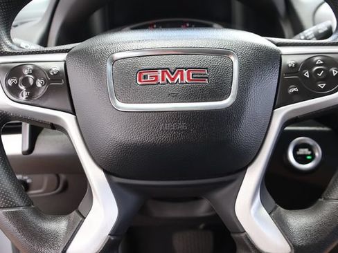Used 2023 GMC Terrain SLE w/ Driver Convenience Package FWD image 23