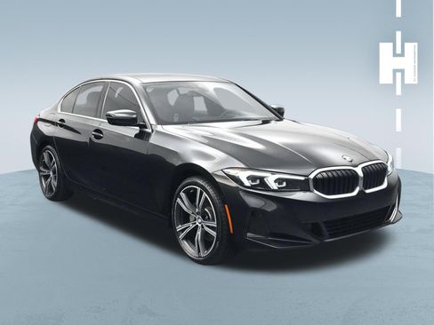 Used 2024 BMW 330i Sedan w/ Convenience Package RWD image 2