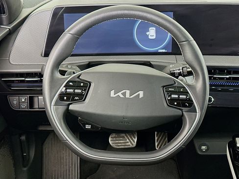 Used 2023 Kia EV6 GT-Line w/ GT-Line Suede Seat Package image 18