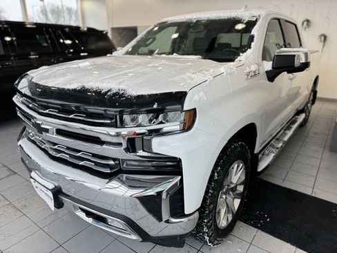 Used 2019 Chevrolet Silverado 1500 LTZ image 35