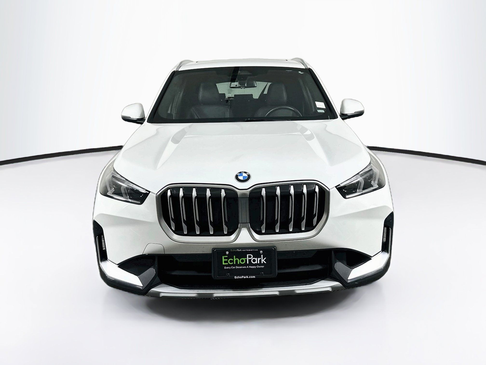Used 2025 BMW X1 xDrive28i AWD/4WD image 2