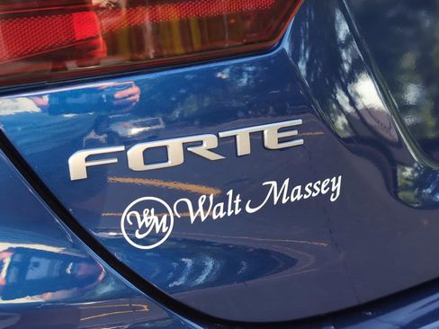 Used 2022 Kia Forte LXS image 31