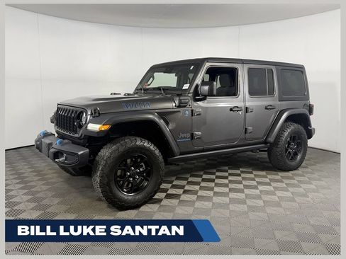 Used 2024 Jeep Wrangler Unlimited AWD/4WD image 1