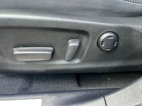 Used 2018 Lexus RX 450h AWD w/ Luxury Package image 31