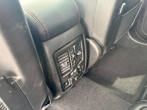 Used 2023 Dodge Durango R/T RWD image 32