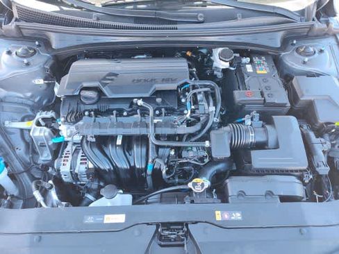 New 2026 Hyundai Elantra SE w/ Cargo Package FWD image 11