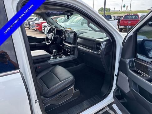 Used 2023 Ford F150 Lariat w/ Max Trailer Tow Package image 15