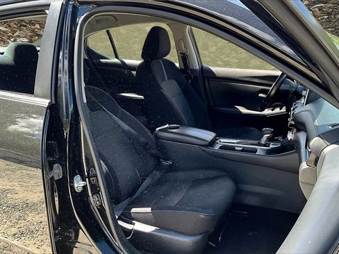 Used 2021 Nissan Sentra SV image 7