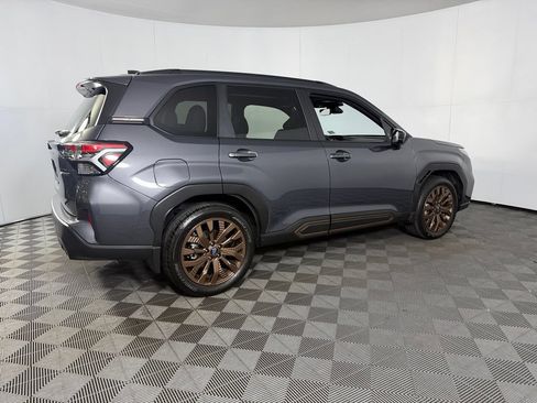Used 2025 Subaru Forester Sport AWD/4WD image 7