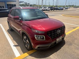 Used 2024 Hyundai Venue Limited FWD 360° Tour
