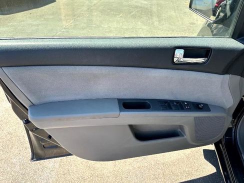 Used 2009 Nissan Sentra 2.0 S FE+ image 11