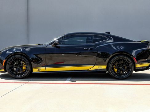 Used 2020 Chevrolet Camaro SS RWD image 14