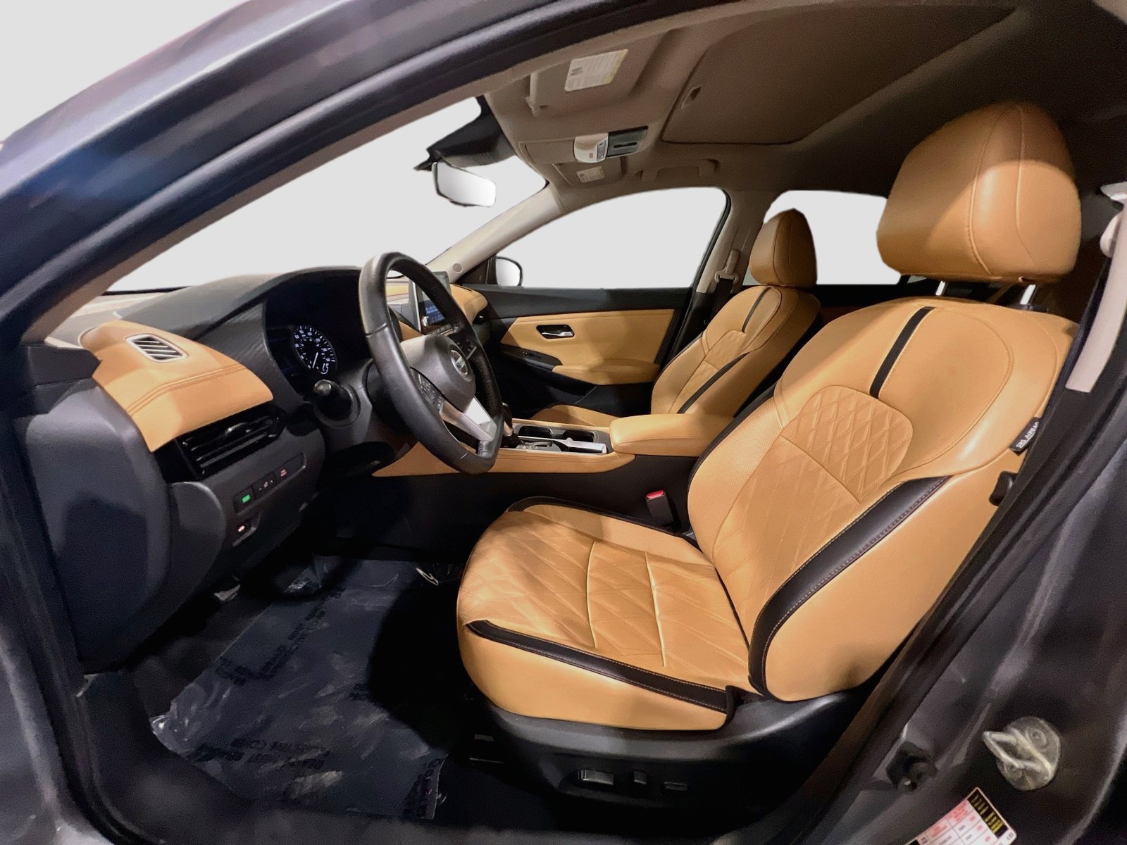 Used 2022 Nissan Sentra SV w/ SV Premium Package FWD image 14