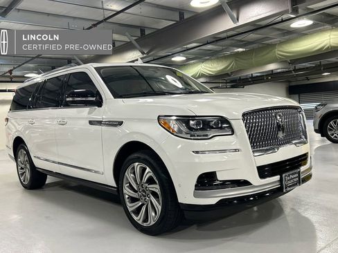 Certified 2022 Lincoln Navigator L Reserve AWD/4WD image 1