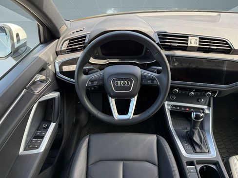 Certified 2025 Audi Q3 2.0T Premium w/ Convenience Package AWD/4WD image 18