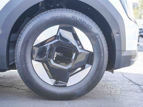 New 2026 Kia EV9 Wind AWD/4WD image 10