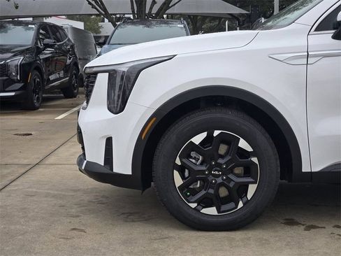 New 2026 Kia Sorento S FWD image 5