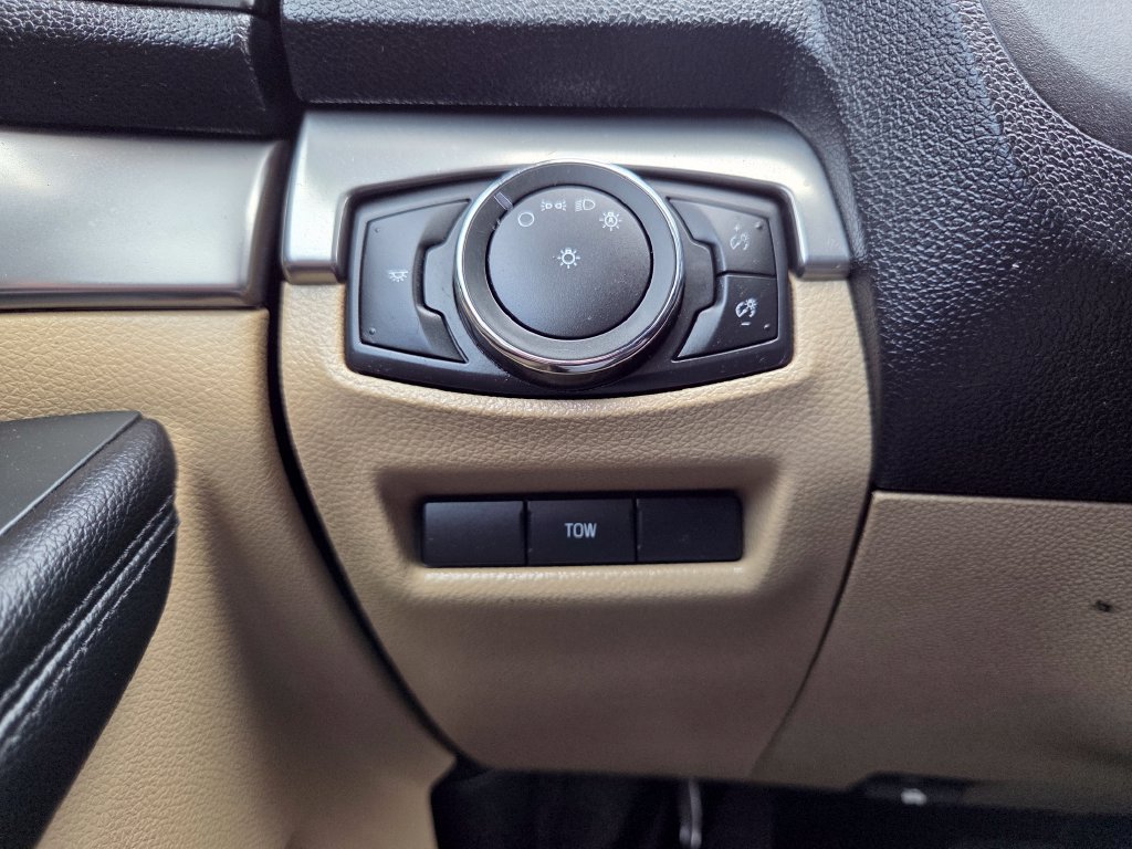 Used 2017 Ford Explorer 4WD image 14