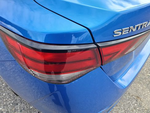 Used 2024 Nissan Sentra SV image 11