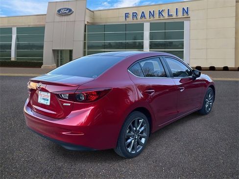 Used 2018 MAZDA MAZDA3 Touring image 7