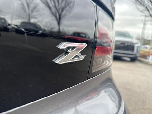 Certified 2024 Nissan Z Performance w/ Floor Mat Package image 40