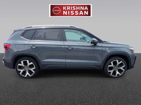 Used 2023 Volkswagen Taos SEL AWD/4WD image 4