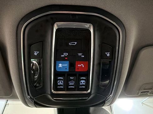 Used 2021 Jeep Grand Cherokee L Limited w/ Trailer Tow Group (B) AWD/4WD image 23